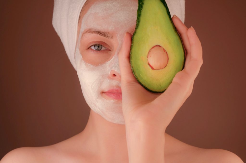 The best foods to Take Care of Skin in Winter Naturally